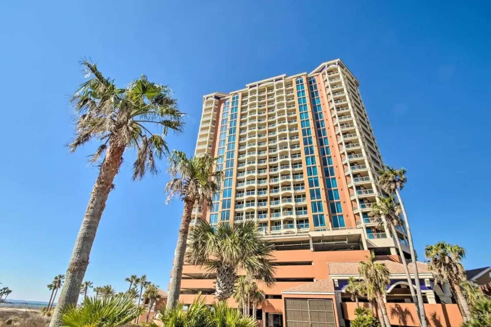 Pensacola Beach Resort Condo With Beach Access!