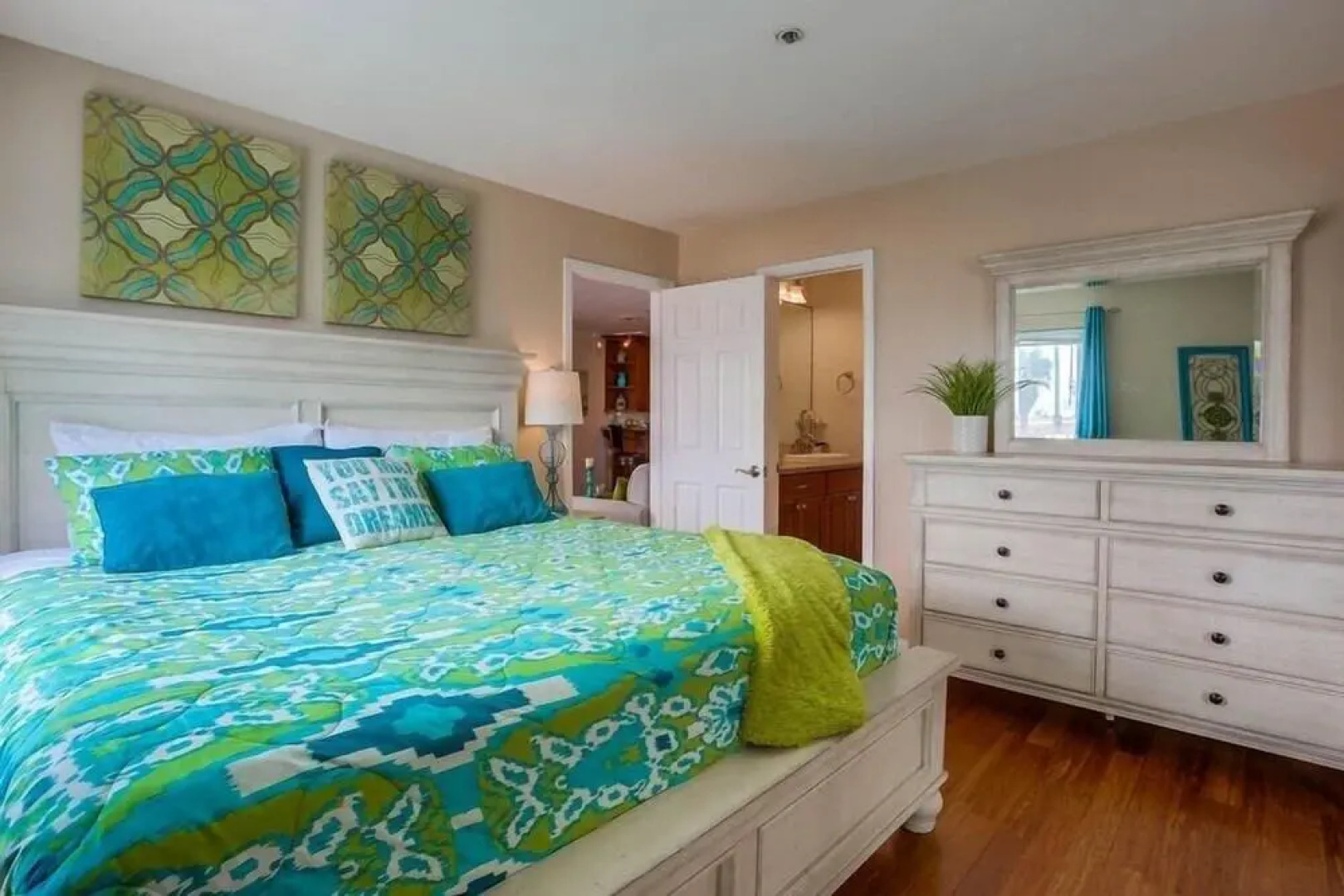 See The Sea Condominiums