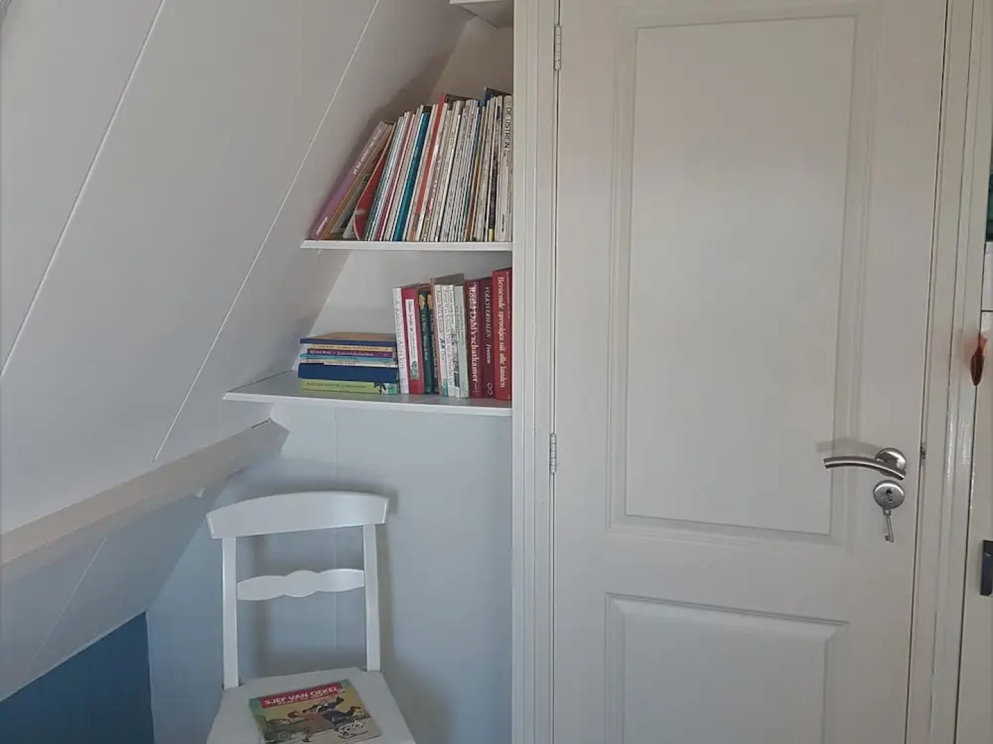 Luxury Holiday Home in Heiloo with Terrace And Garden