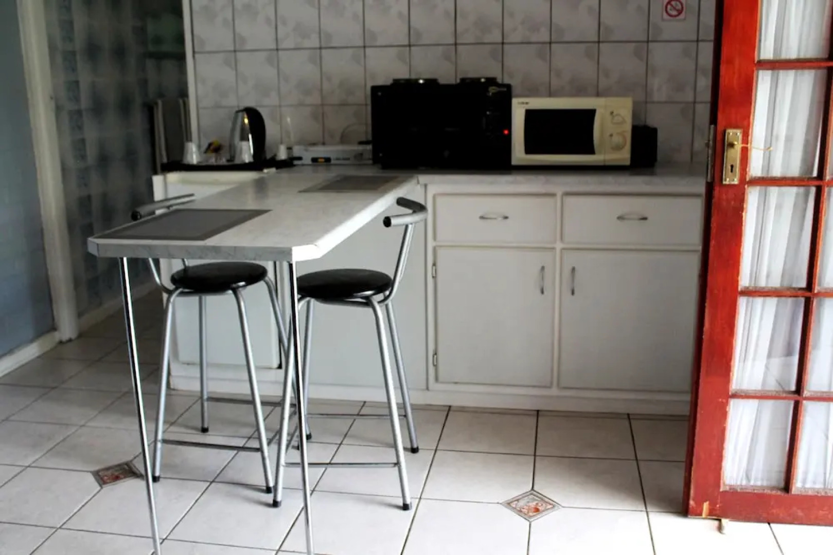 Chez Nous Bed and Breakfast & Self Catering