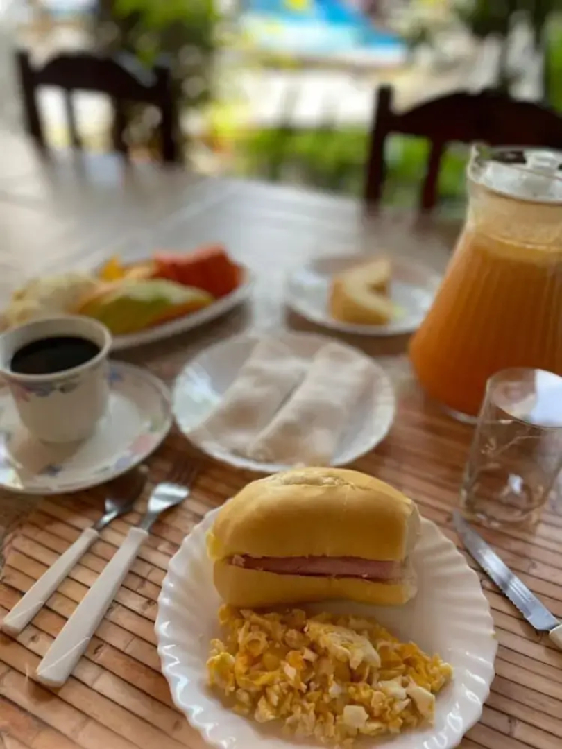 Pousada California Tia Lia