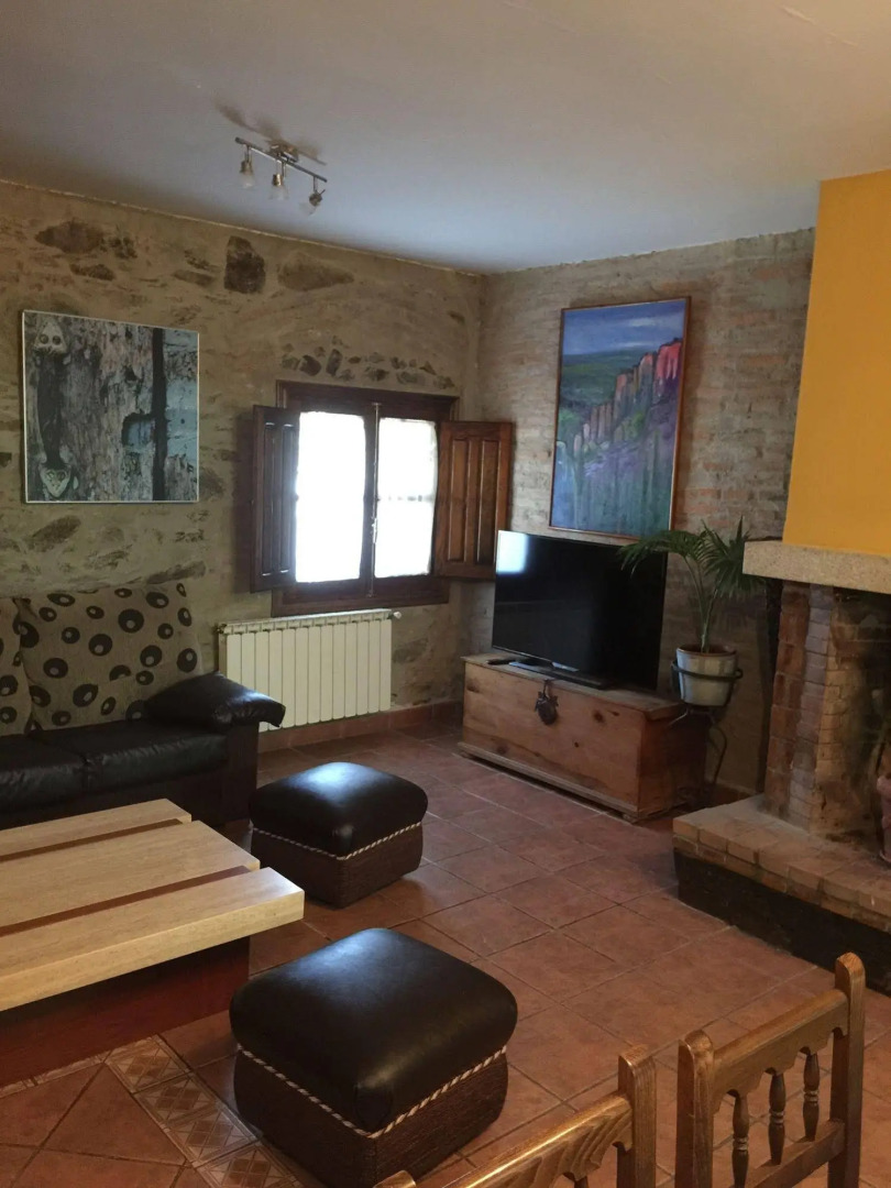 Apartamentos y Casas Victor