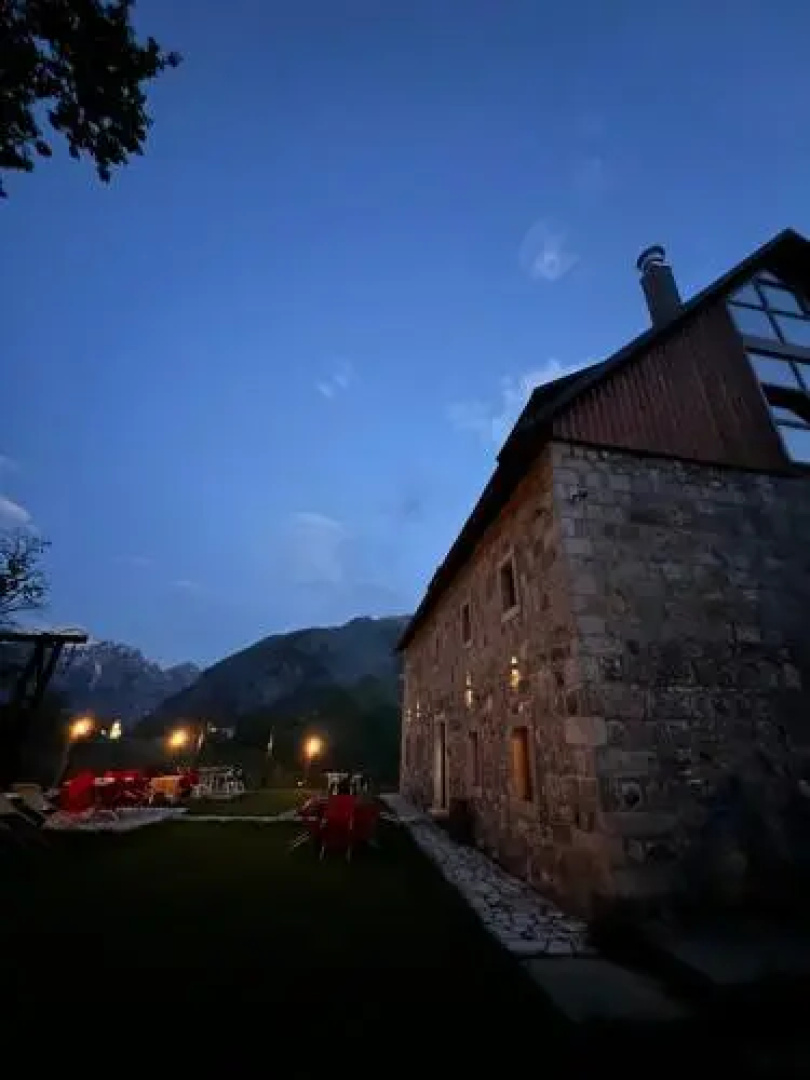Molla Guest House