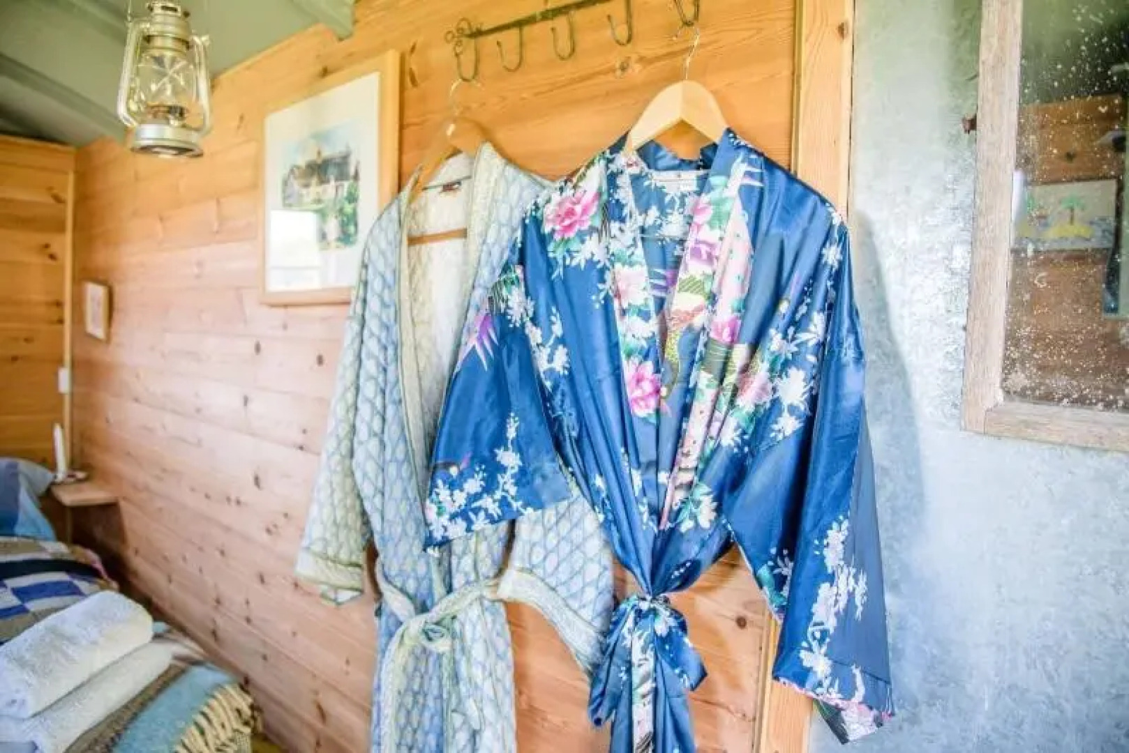 Abbey Shepherds Hut, Eye