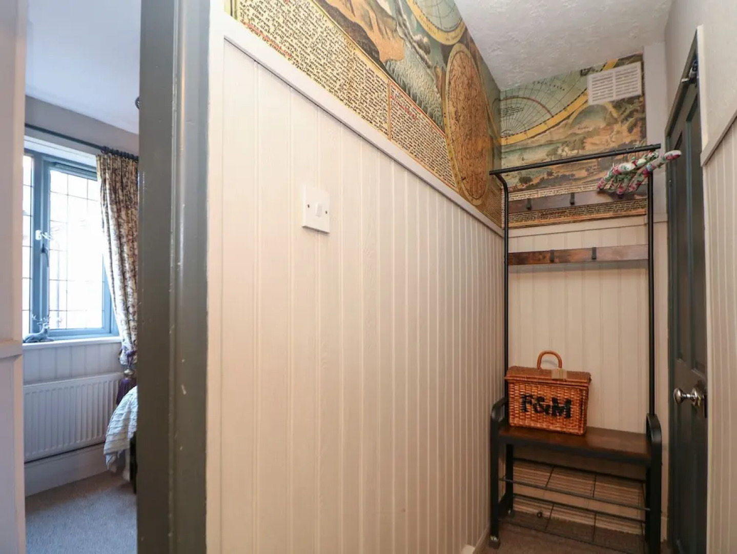 The Old Clock Makers