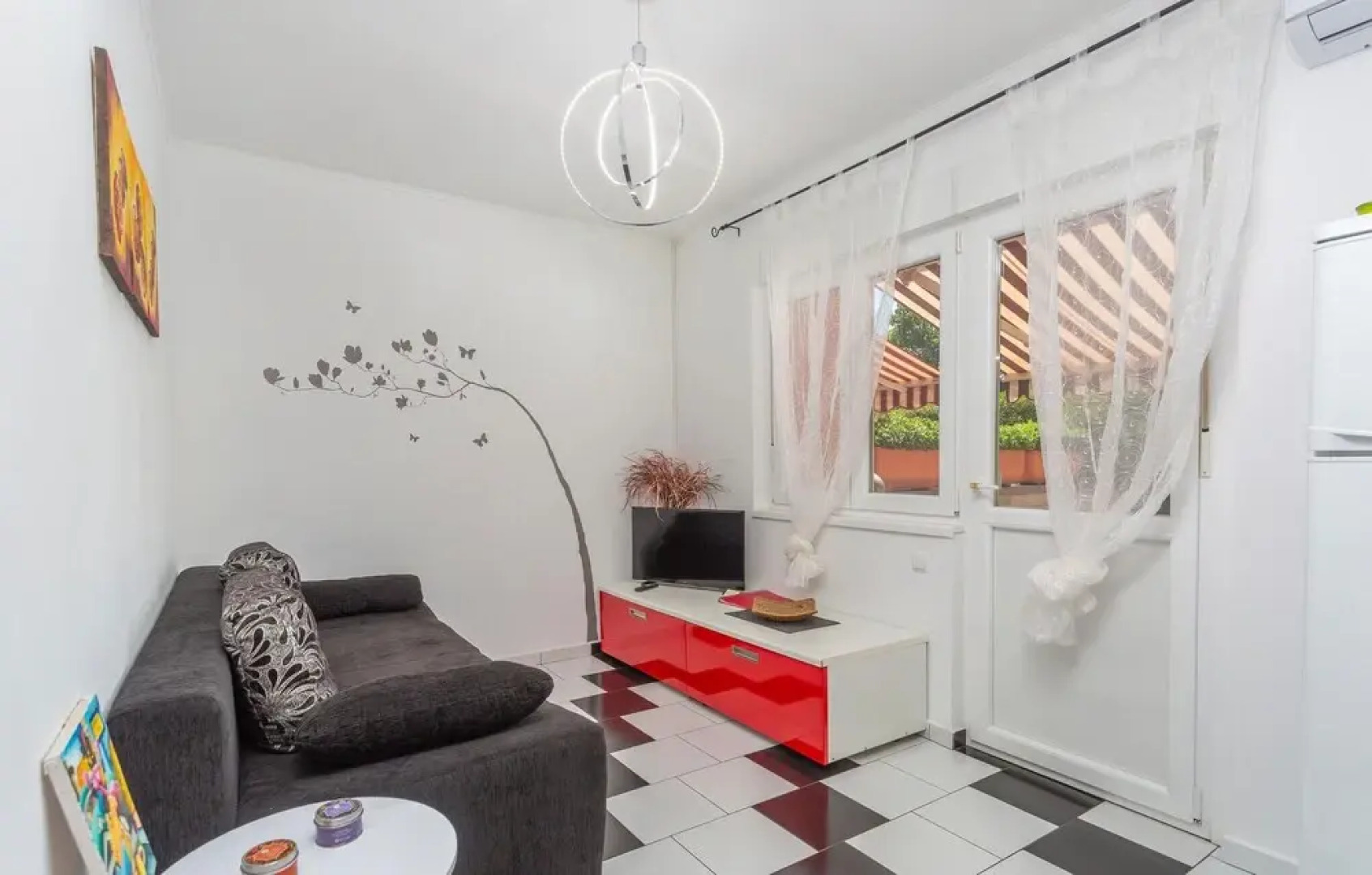 Stunning Home in Risika With Wifi and 3 Bedrooms