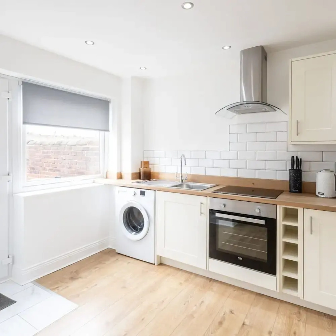 Host Stay Milbanke House