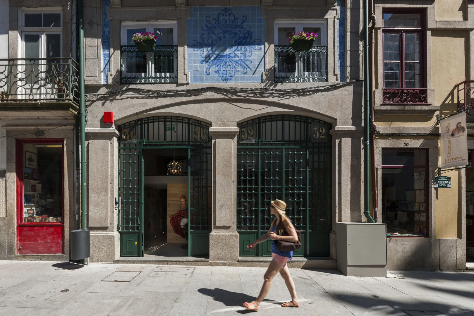 FLORES 36 by YoursPorto