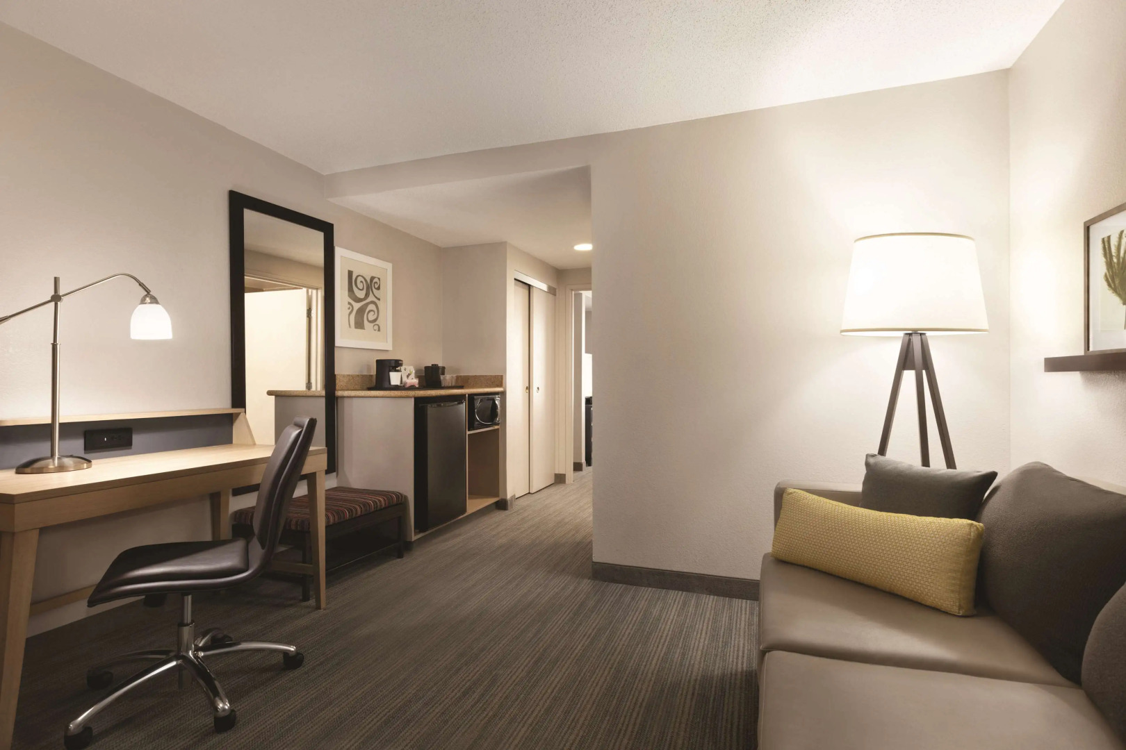 Country Inn & Suites by Radisson, Washington, D.C. East - Capitol Heights, MD