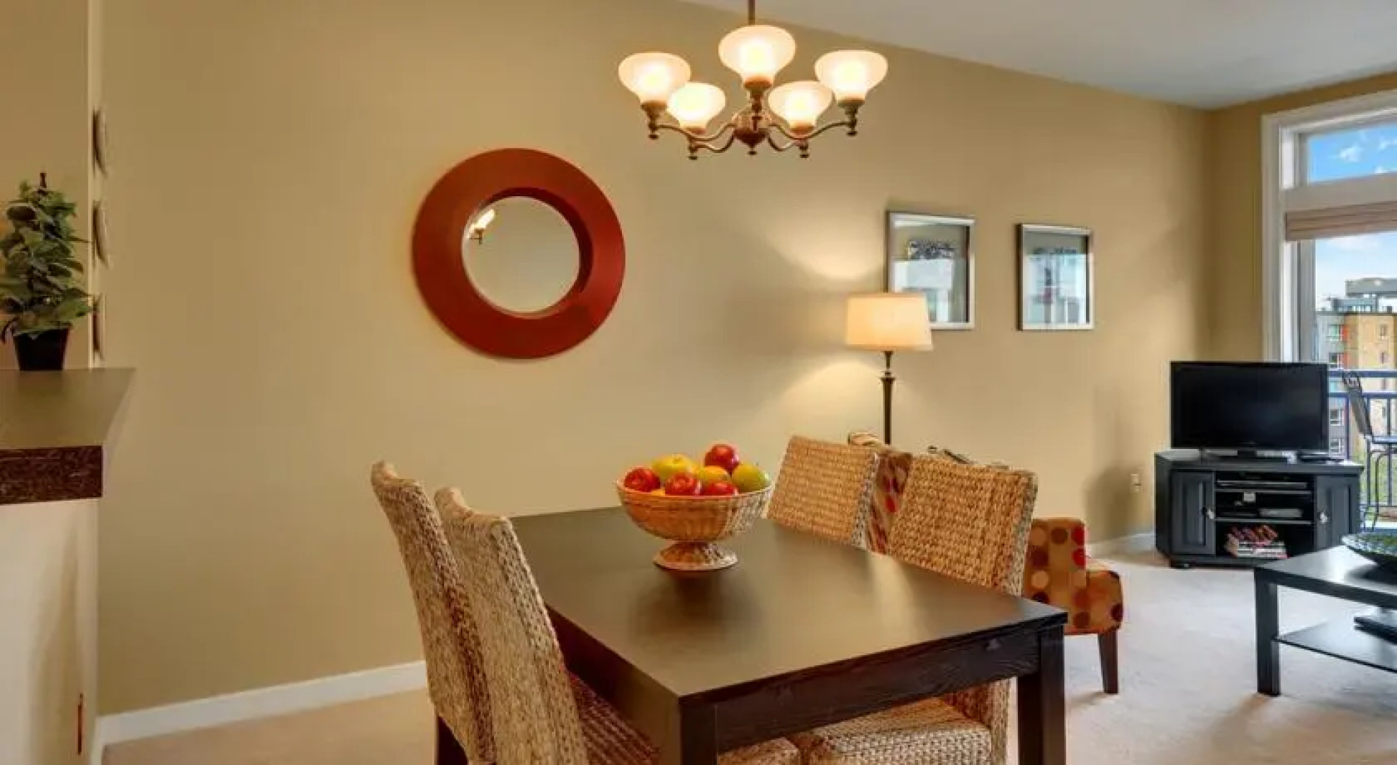 Belltown Court Home Port Suite II