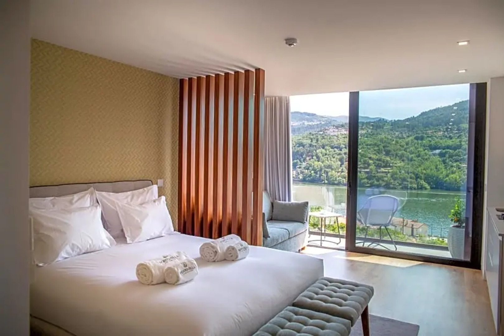 Portovella Lodges & Bungalows