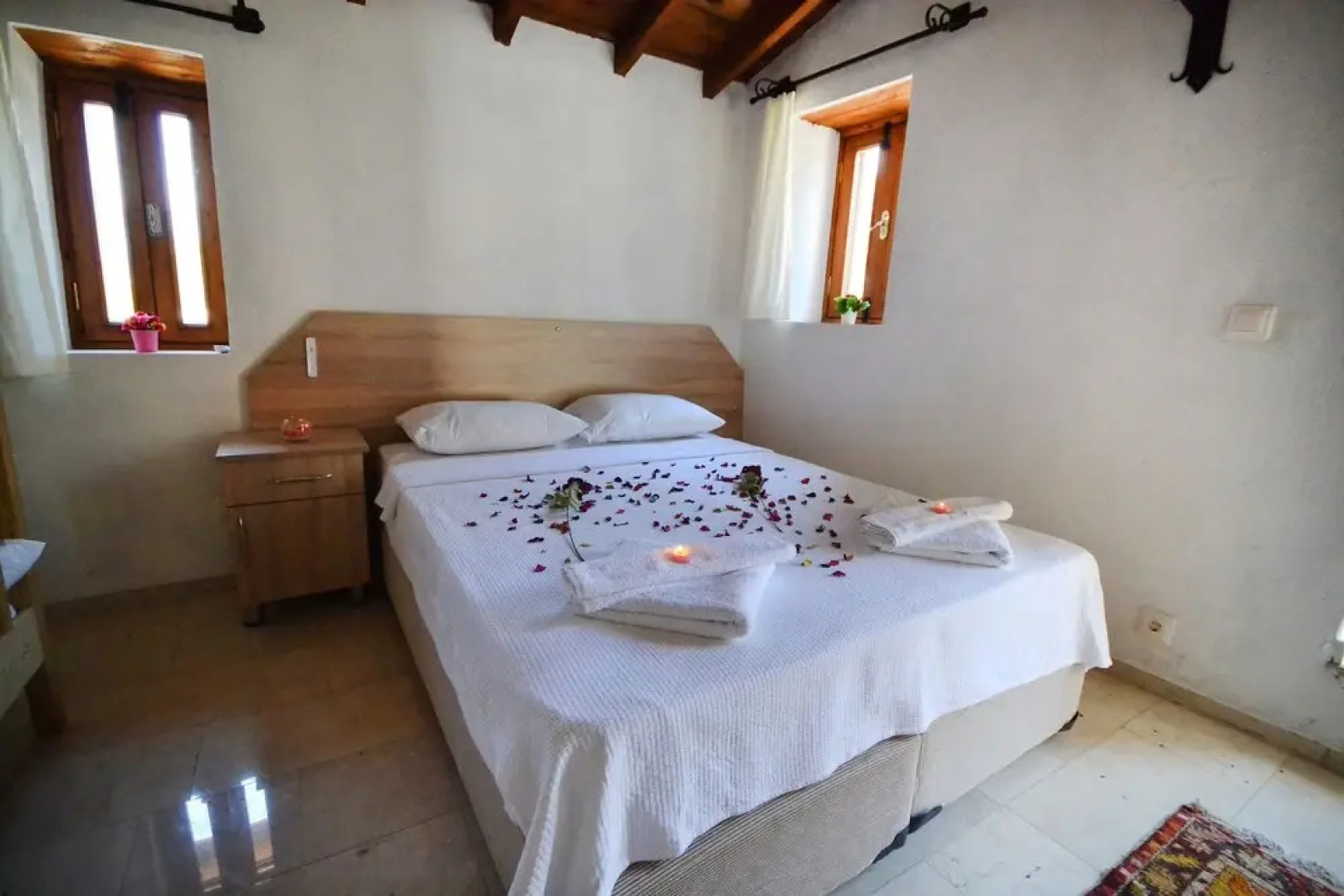 KAY4800 Villa Sems 2 Bedrooms