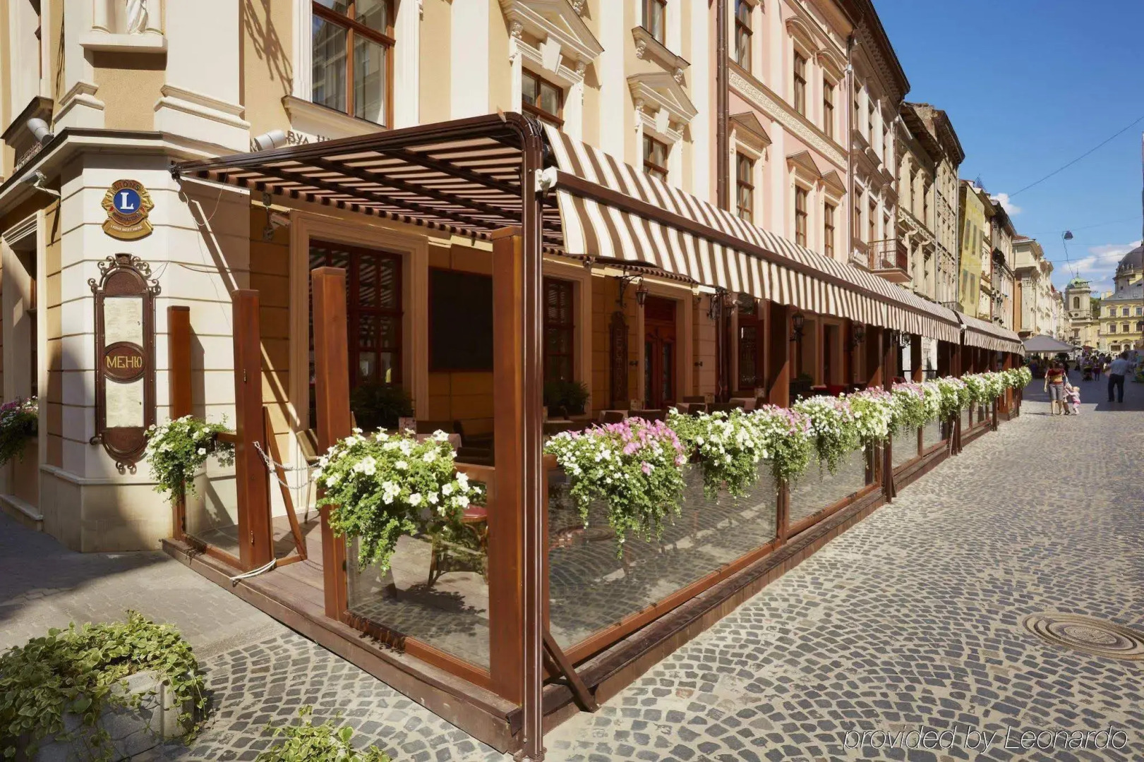 Отель «Леополис»