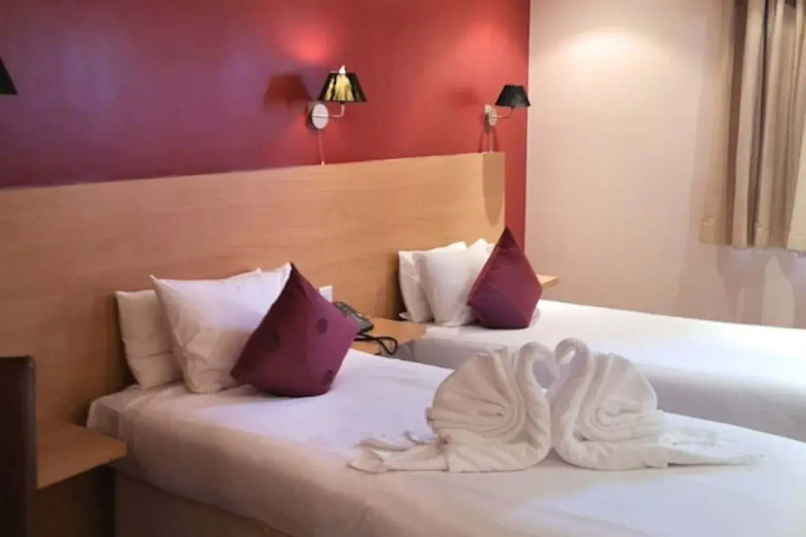 Luton Hotel