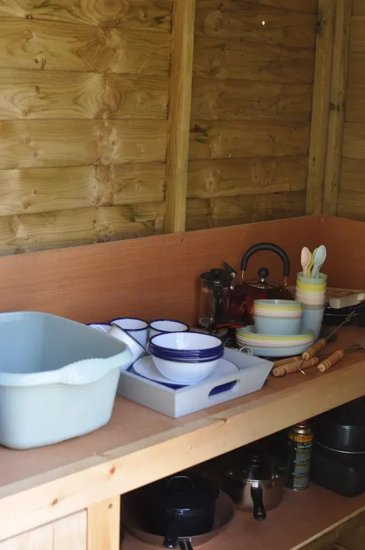 Lovely Spacious Lotus Bell Tent in Shaftesbury, UK