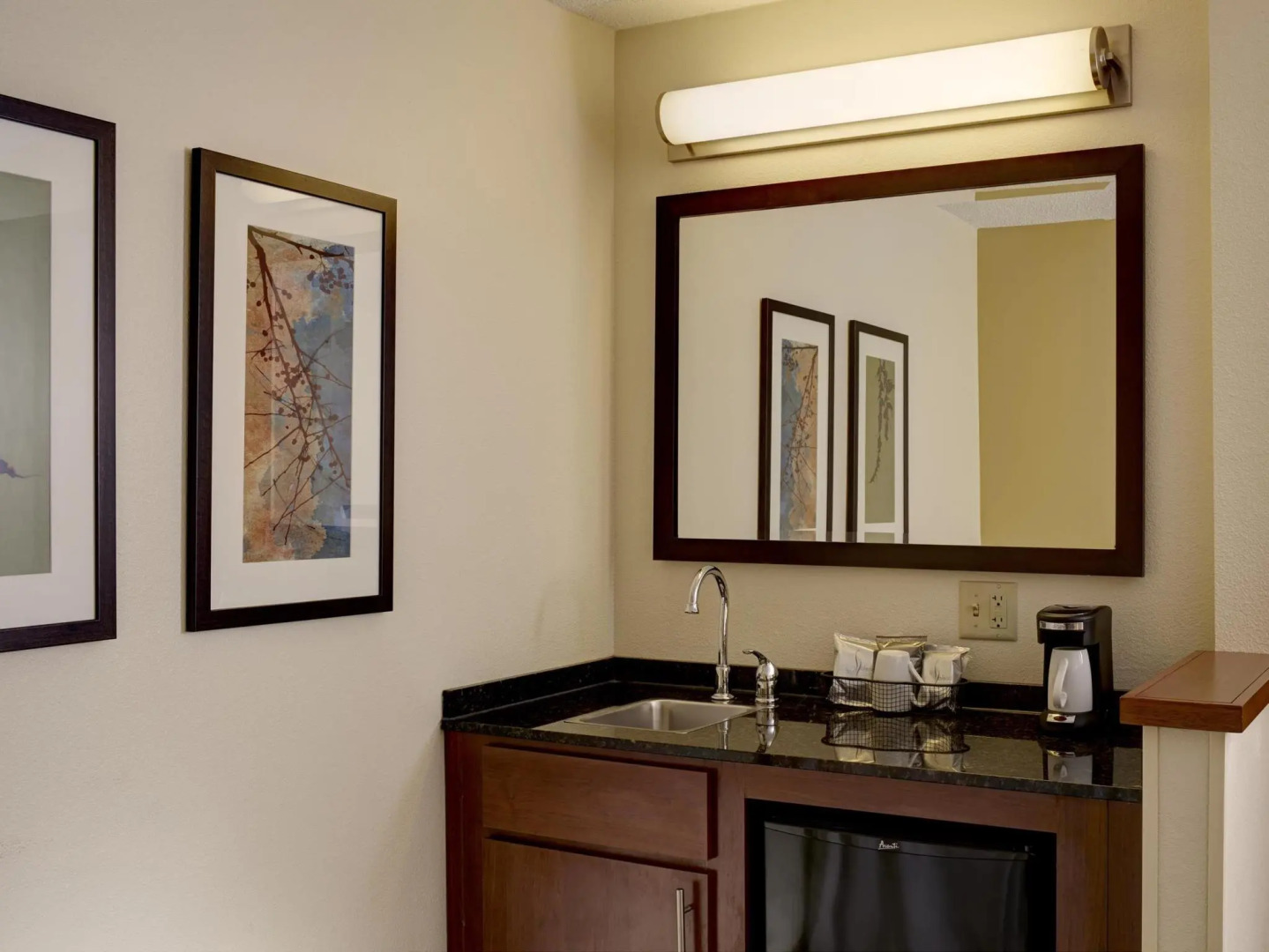 Hyatt Select Richmond/Chester