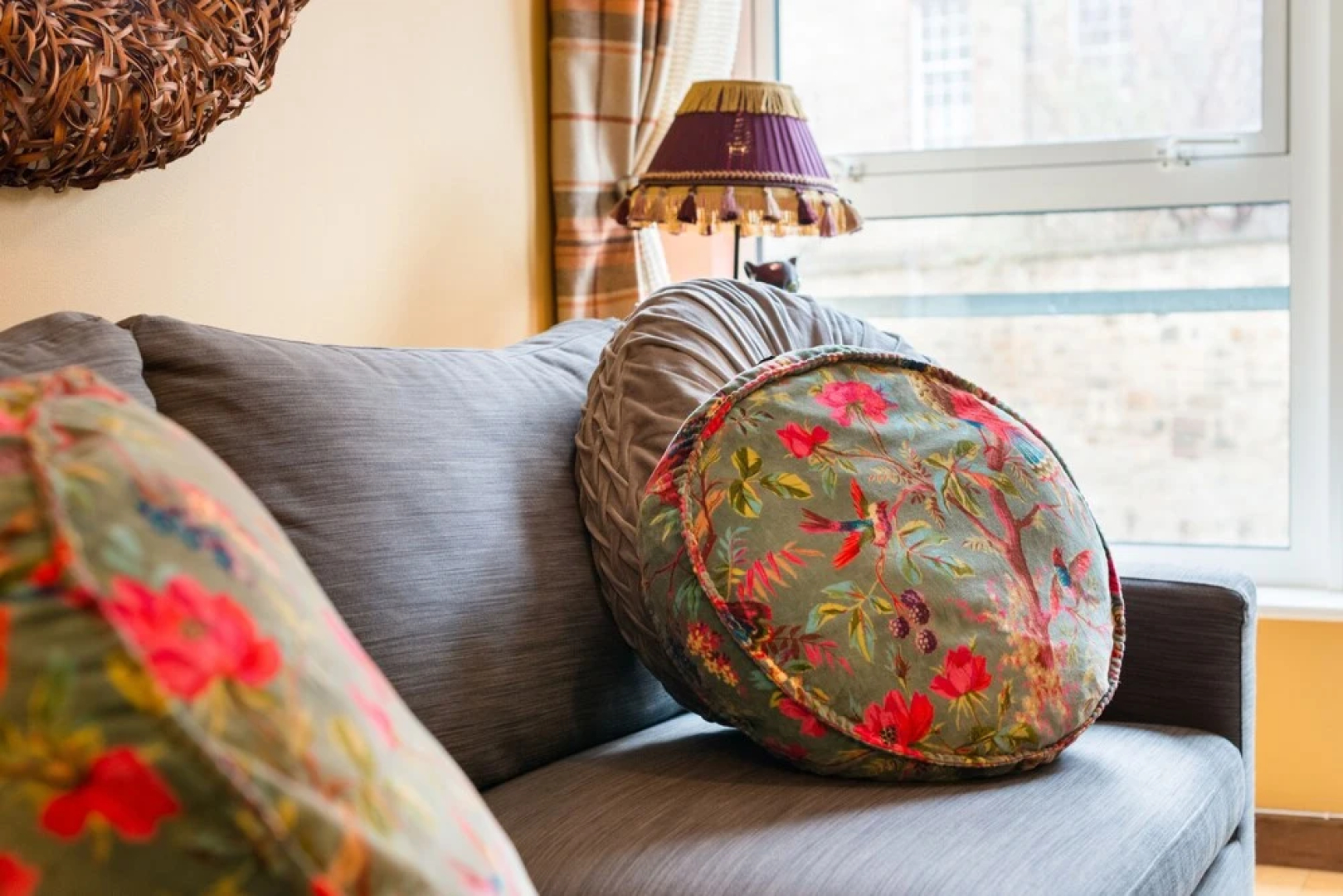 Quirky 1 Bedroom Apartment Next to Holyrood Palace