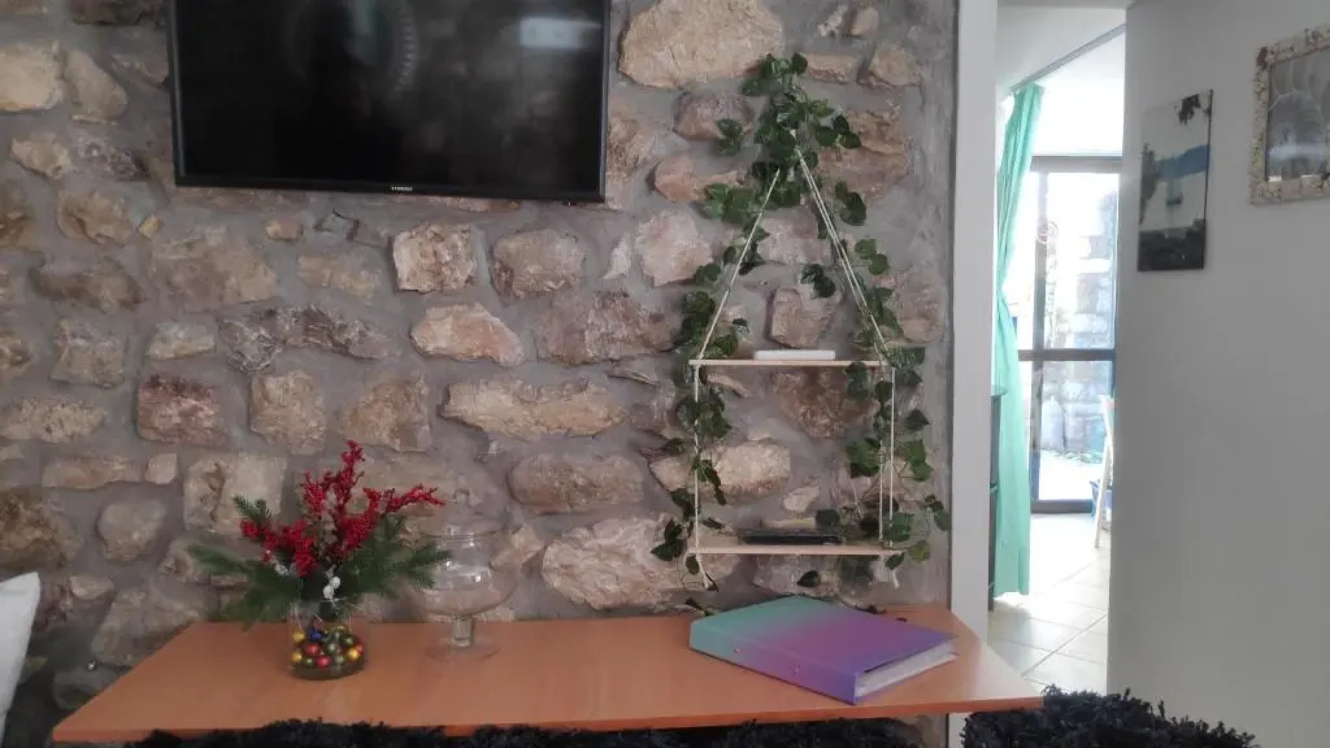 Naupactus unique harbor apartment in a stone house!