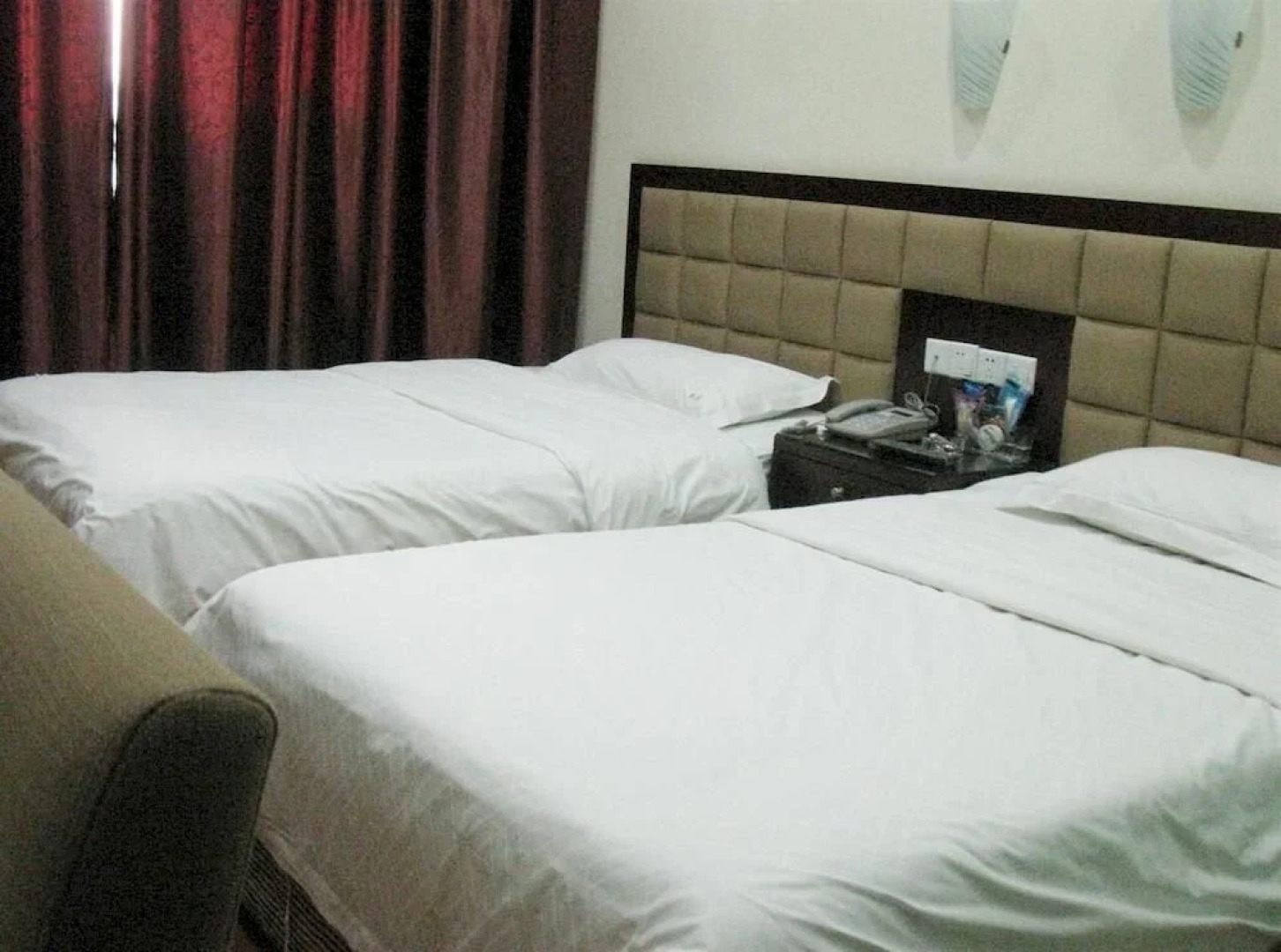 Leshan Kailai Business Hotel