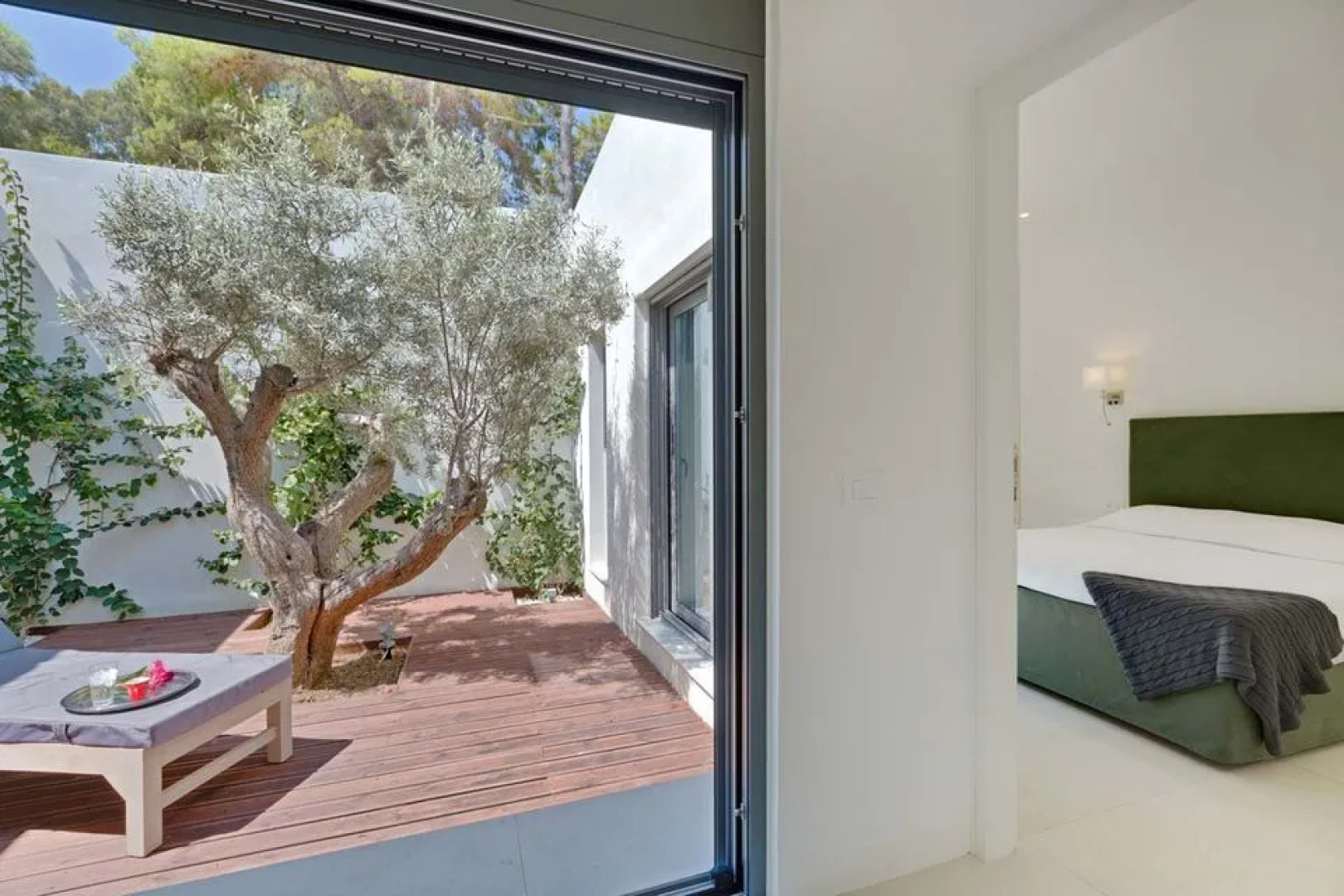 Villa Kastos-Beachfront Villa