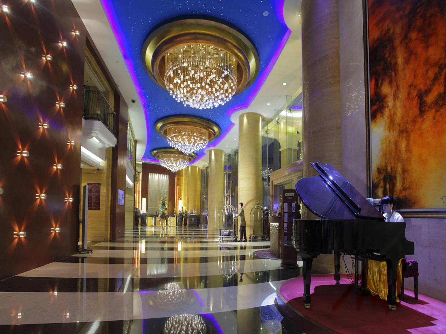 Zhuhai Charming Holiday Hotel