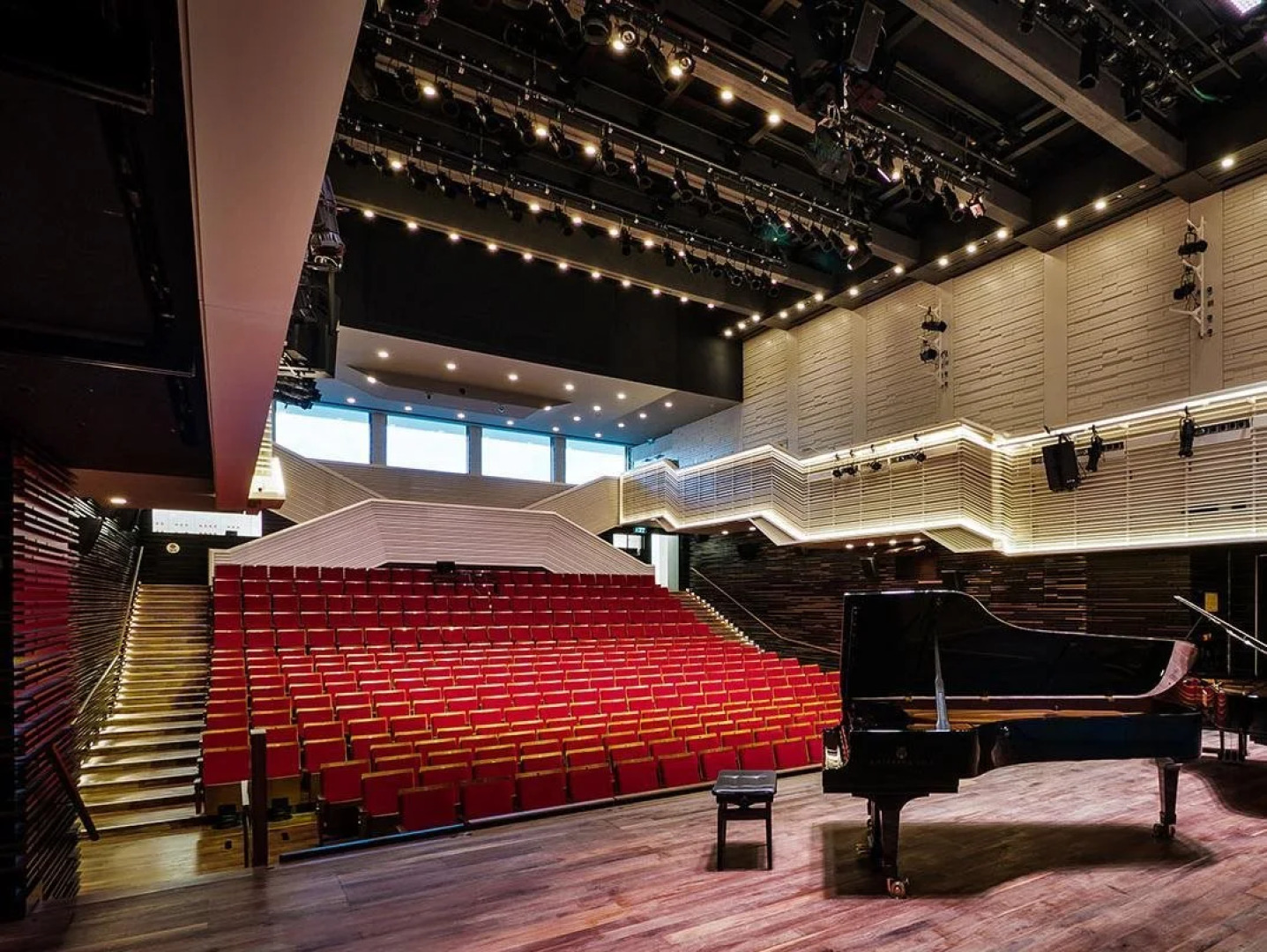 Elma Hotel and Art Complex