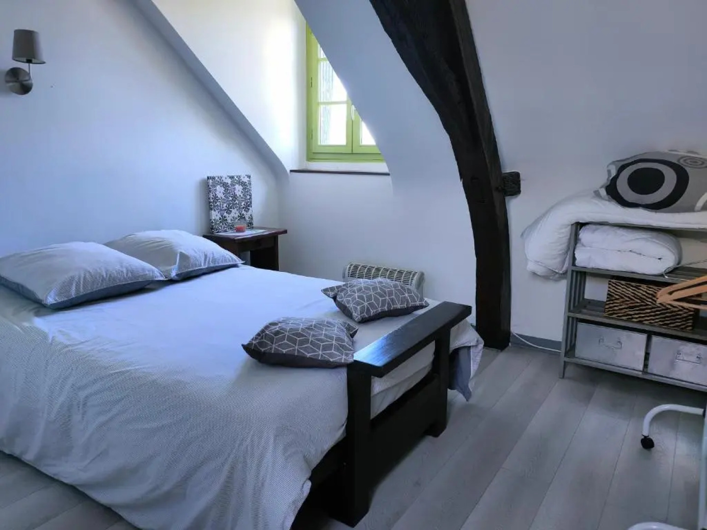 Chambres dans le gîte "Rêves de Gamins", proche du pôle Européen et du circuit des 24h