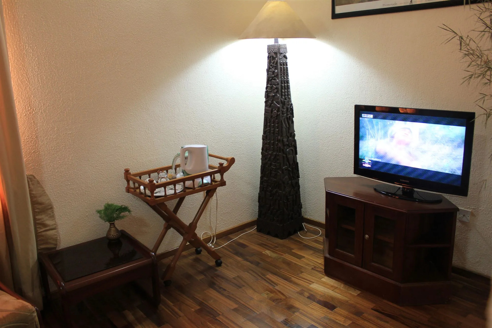 Coconut Grove Regency Hotel