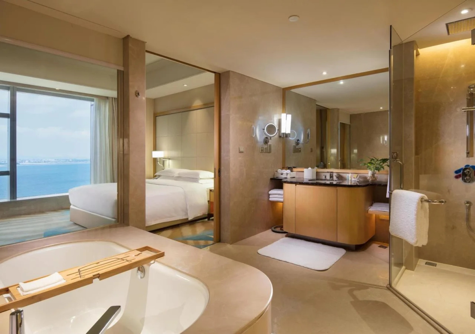 DoubleTree by Hilton Hotel Xiamen - Wuyuan Bay