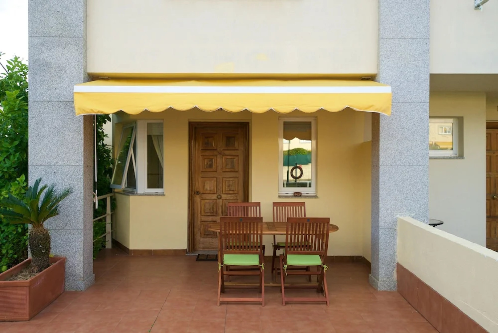 Casa Con Piscina en Perbes