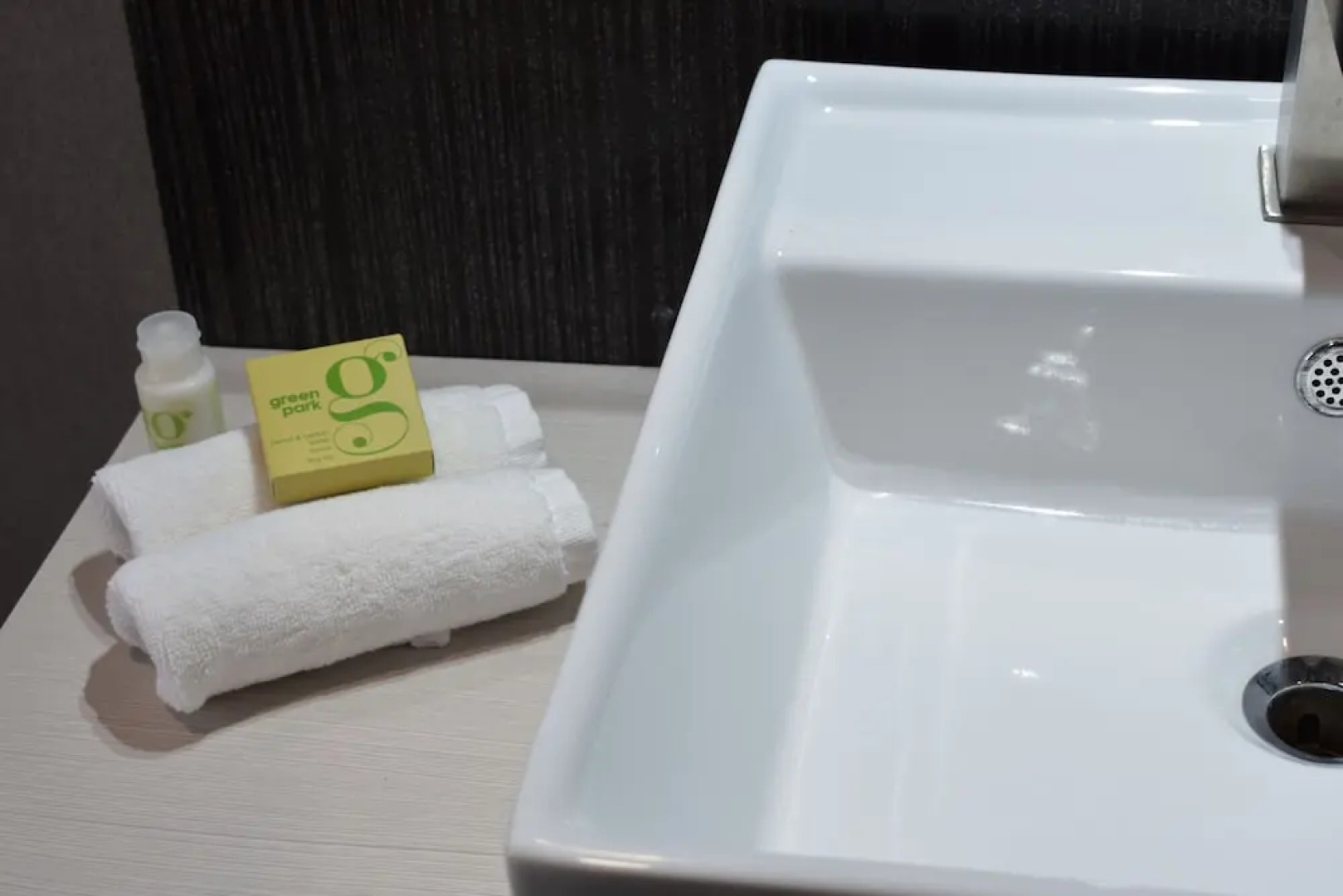 ESDUMA HK Hotel Pachuca