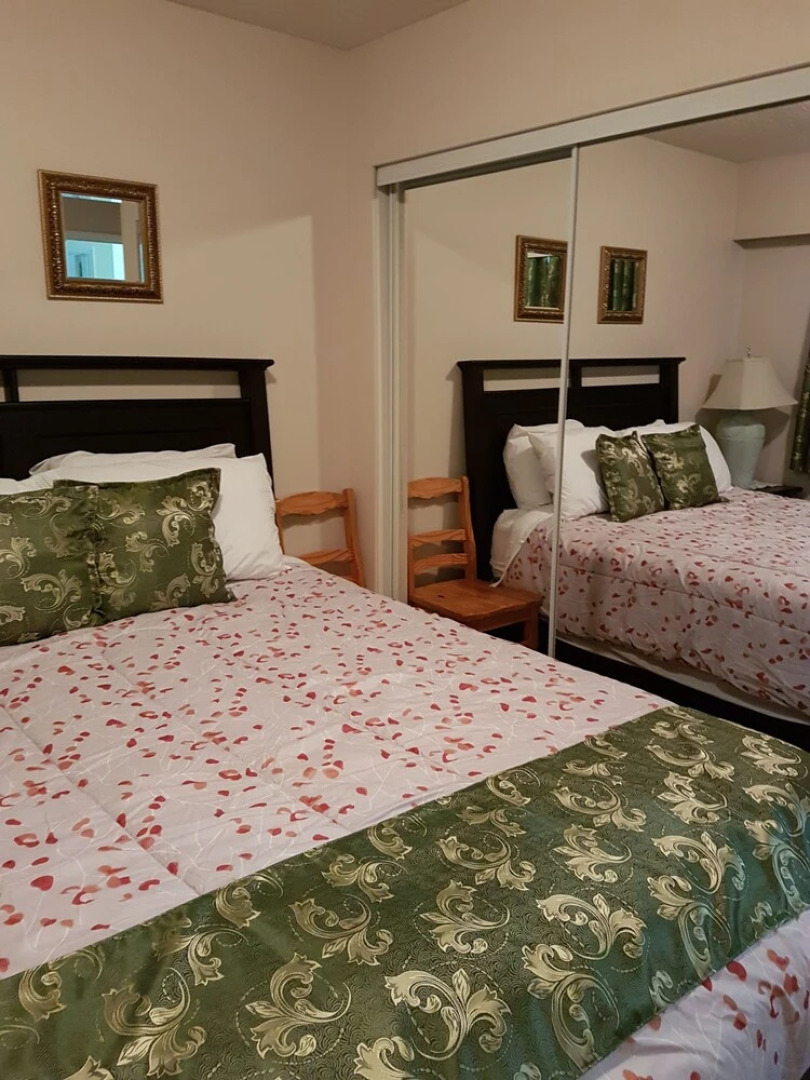 Holland Creek Bbvacation