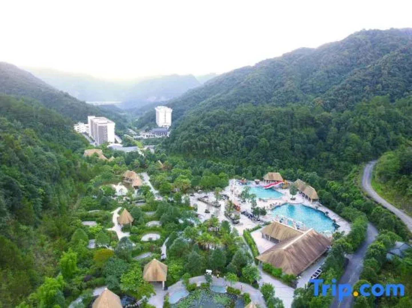 Xinfeng Utop Spring Primeval Forest Resorts