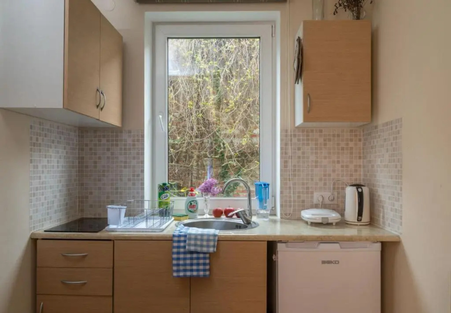 Comfortable Bed, 10 min walk to center