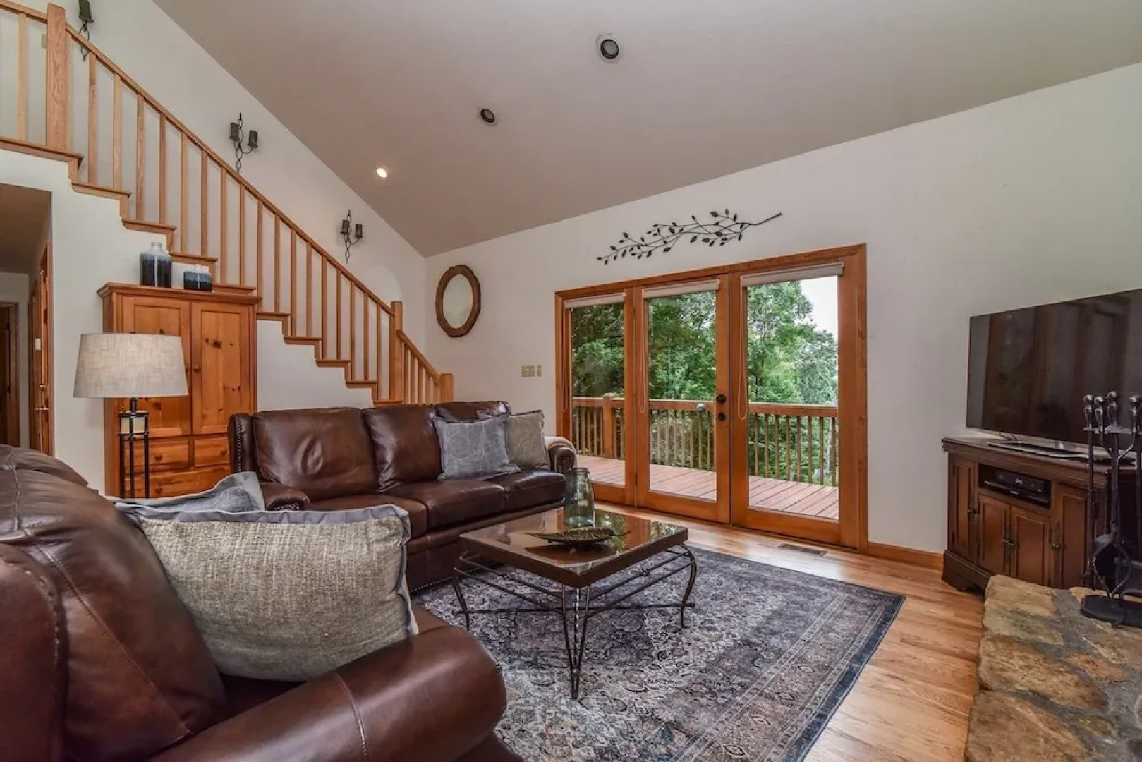 A Mountain Escapade 3 Bedroom Home