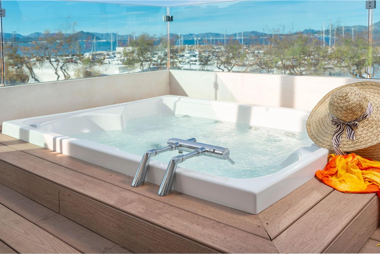 Som Llaut Boutique Hotel