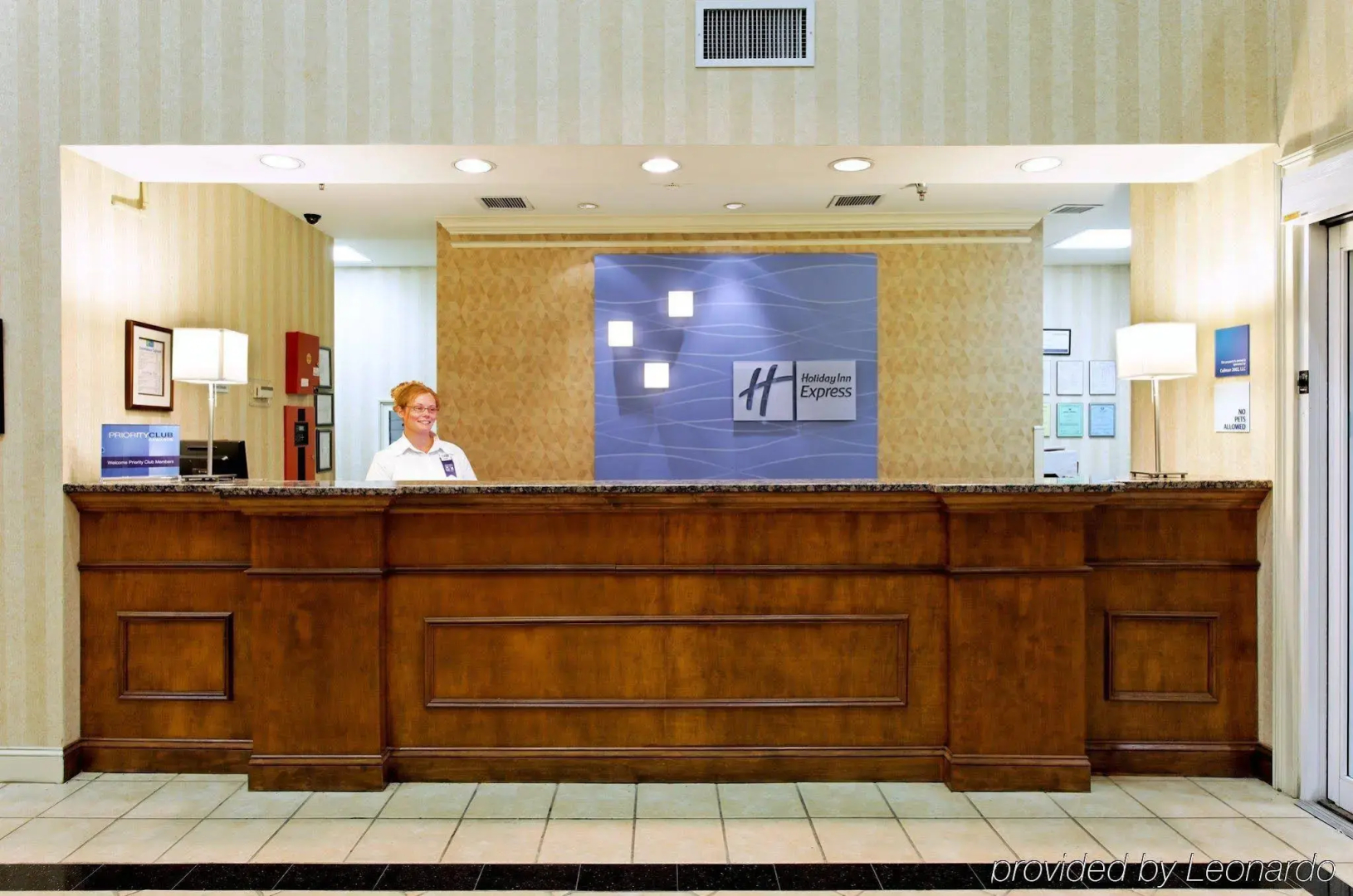 Holiday Inn Express Hotel & Suites Cullman by IHG