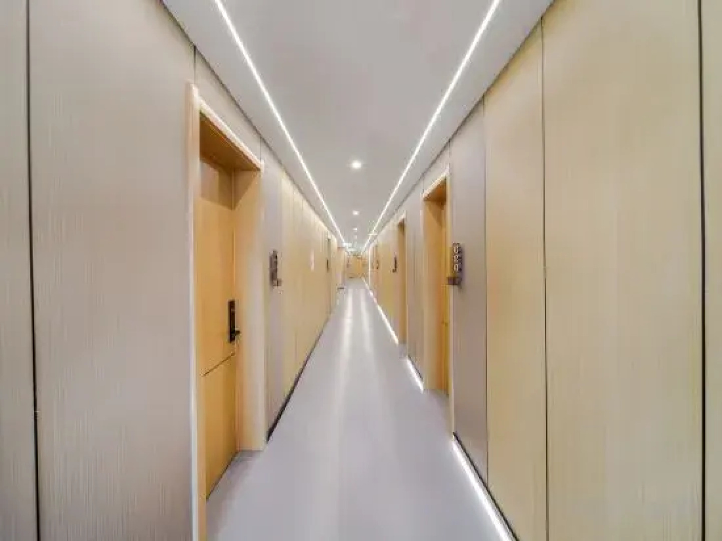 Kuqa Mengda Smart Business Hotel