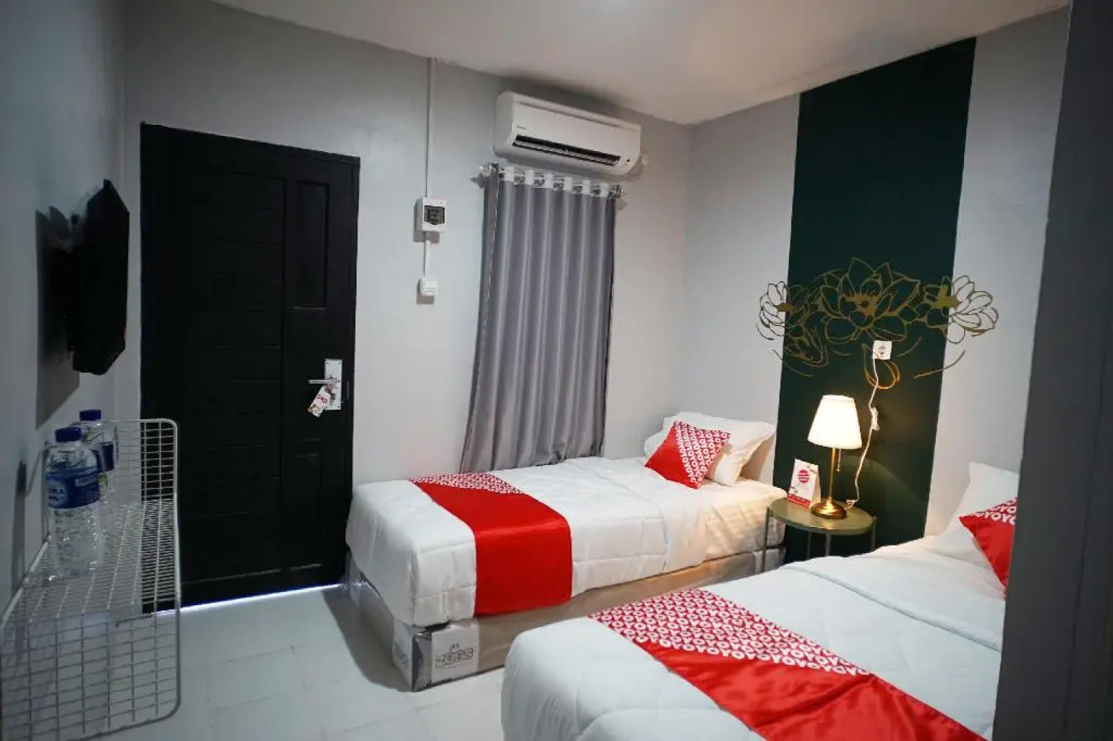 1125 Sani Guest House