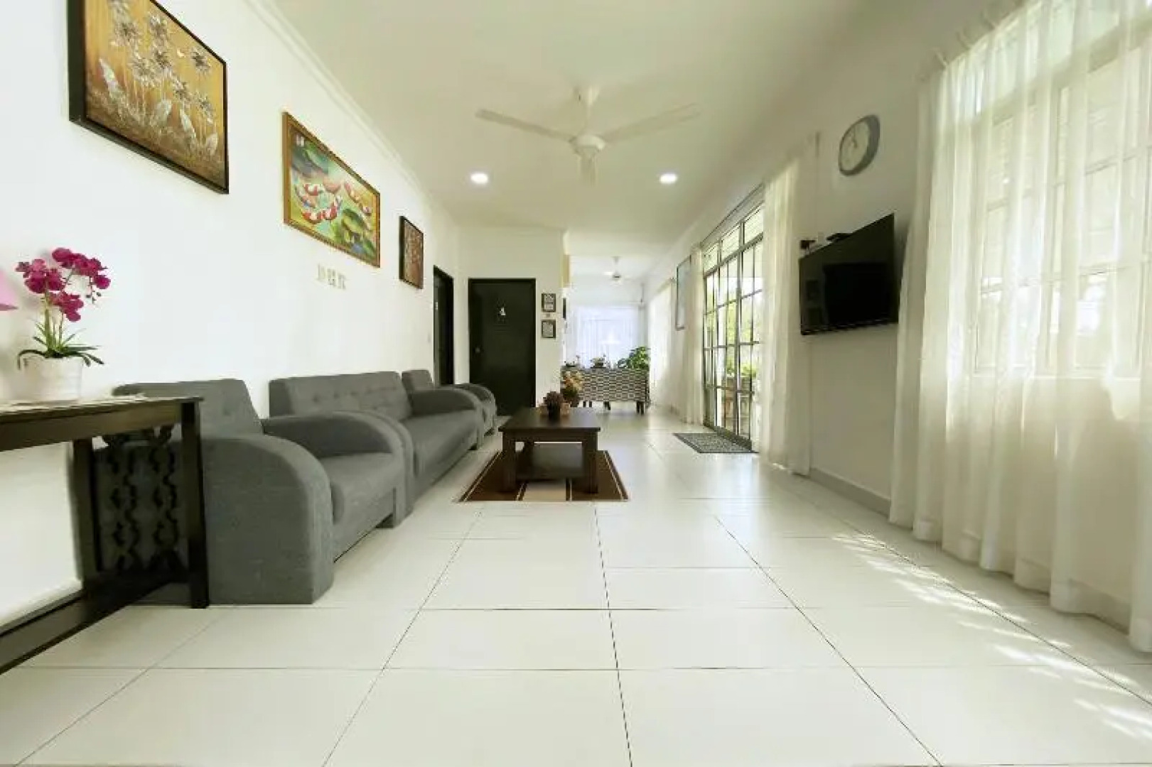 OYO 90230 Dh Residence