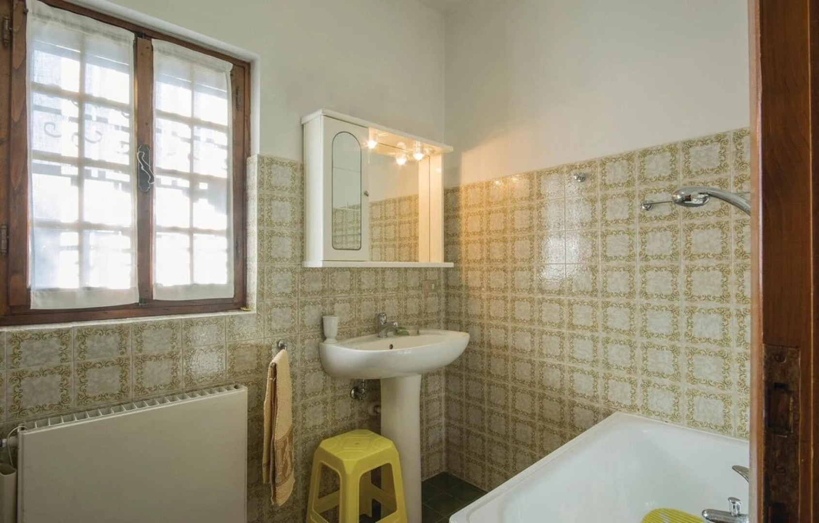 Nice Home in Uzzano Pt With 3 Bedrooms, Wifi and Outdoor Swimming Pool