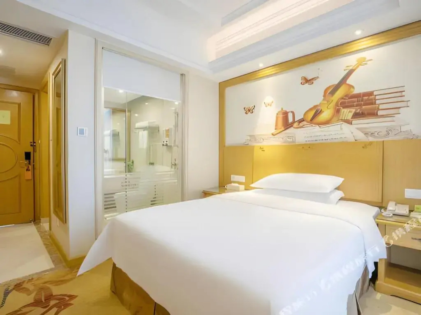 Vienna International Hotel Zhongshan Torch Center