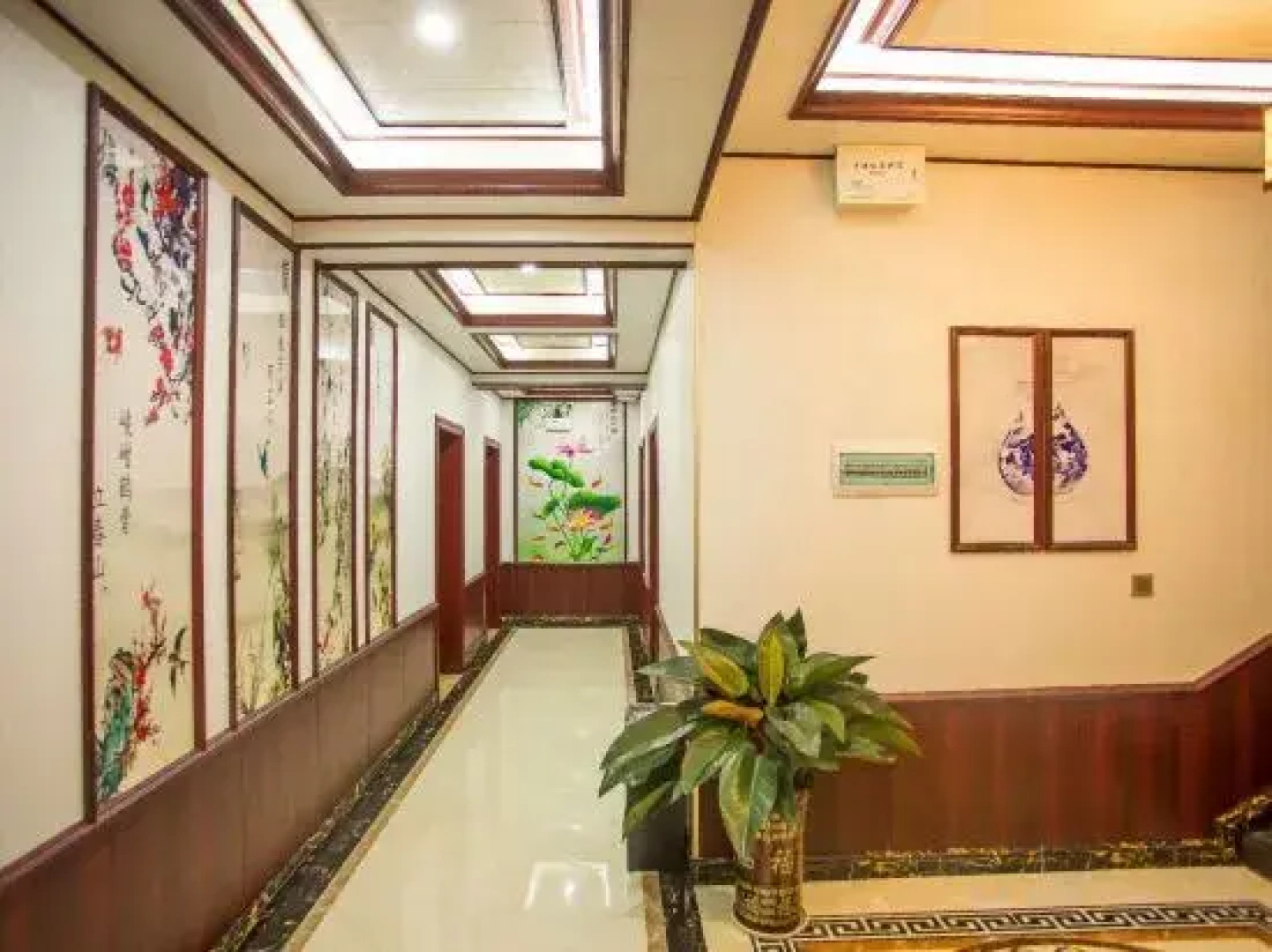 Gongyulou River View Homestay