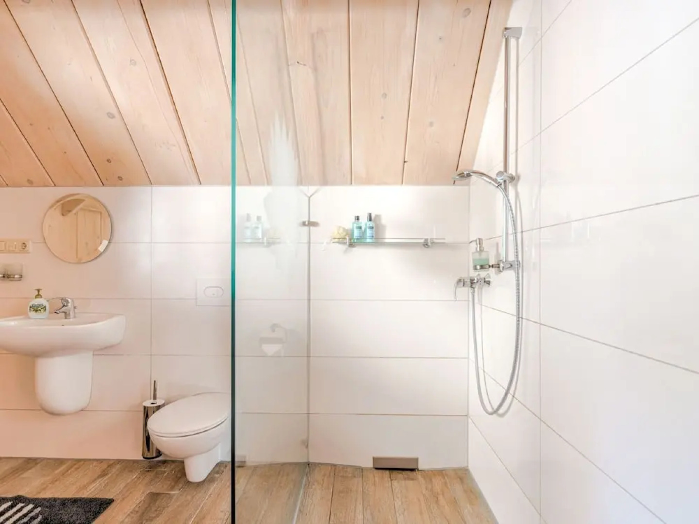 Mountain Apartment Getaway