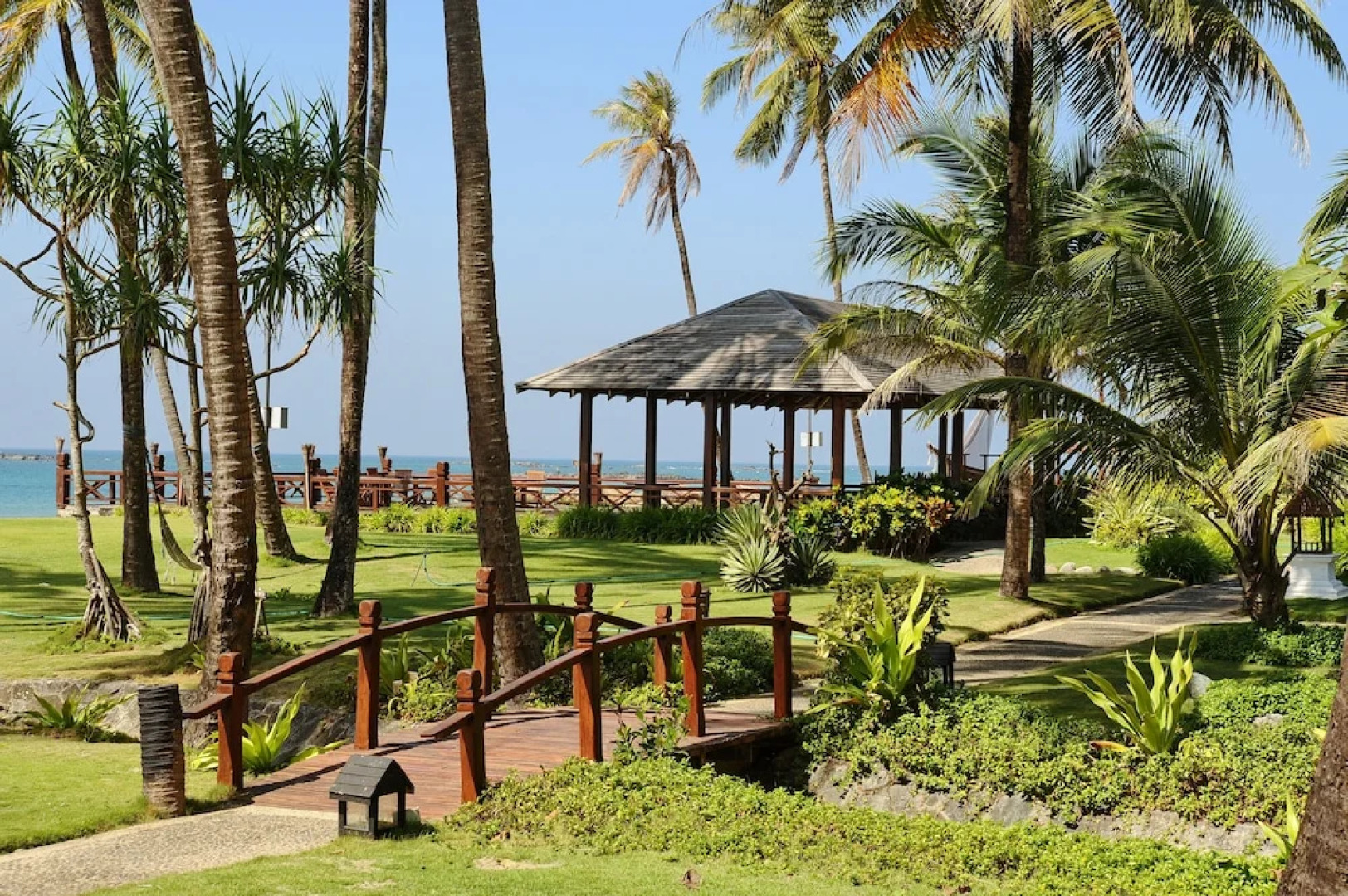 One Myanmar Resort Ngwe Saung