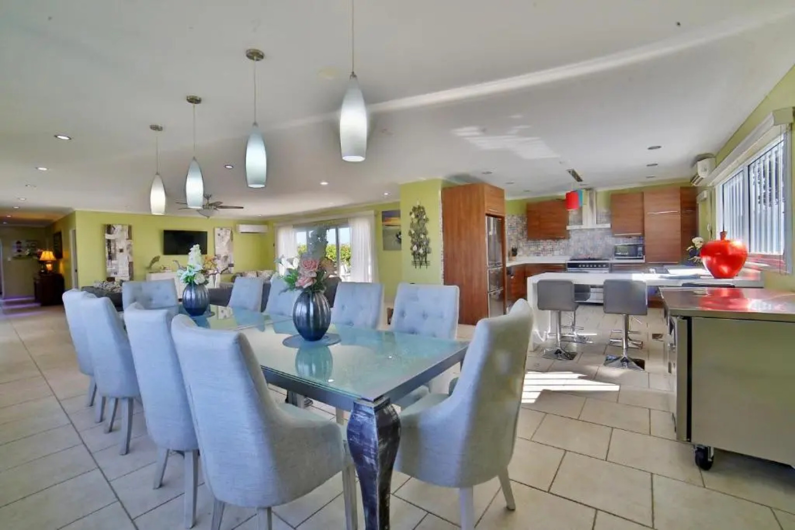 A Ocean View Malmok Villa