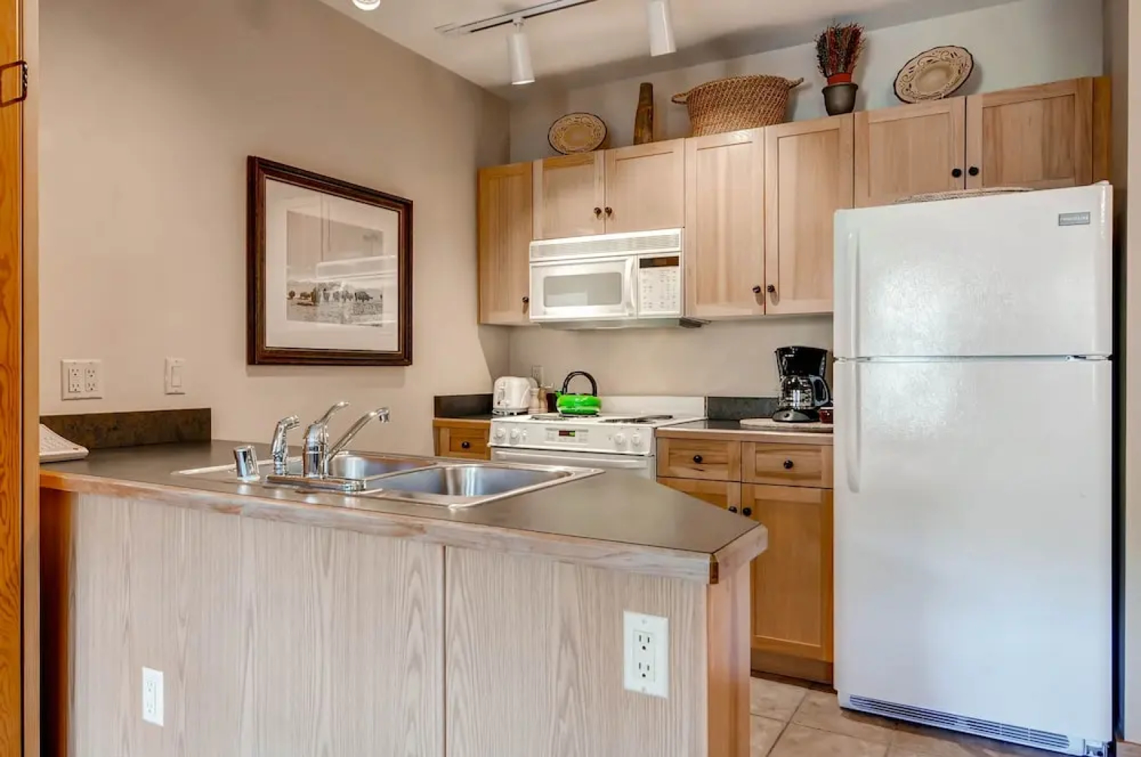 Buffalo Lodge by Summit County Mountain Retreats