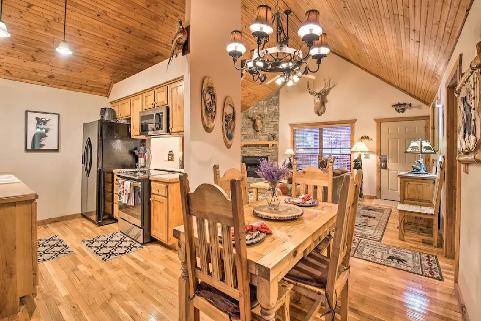 Resort Perks! Woodsy Family Retreat Near SDC