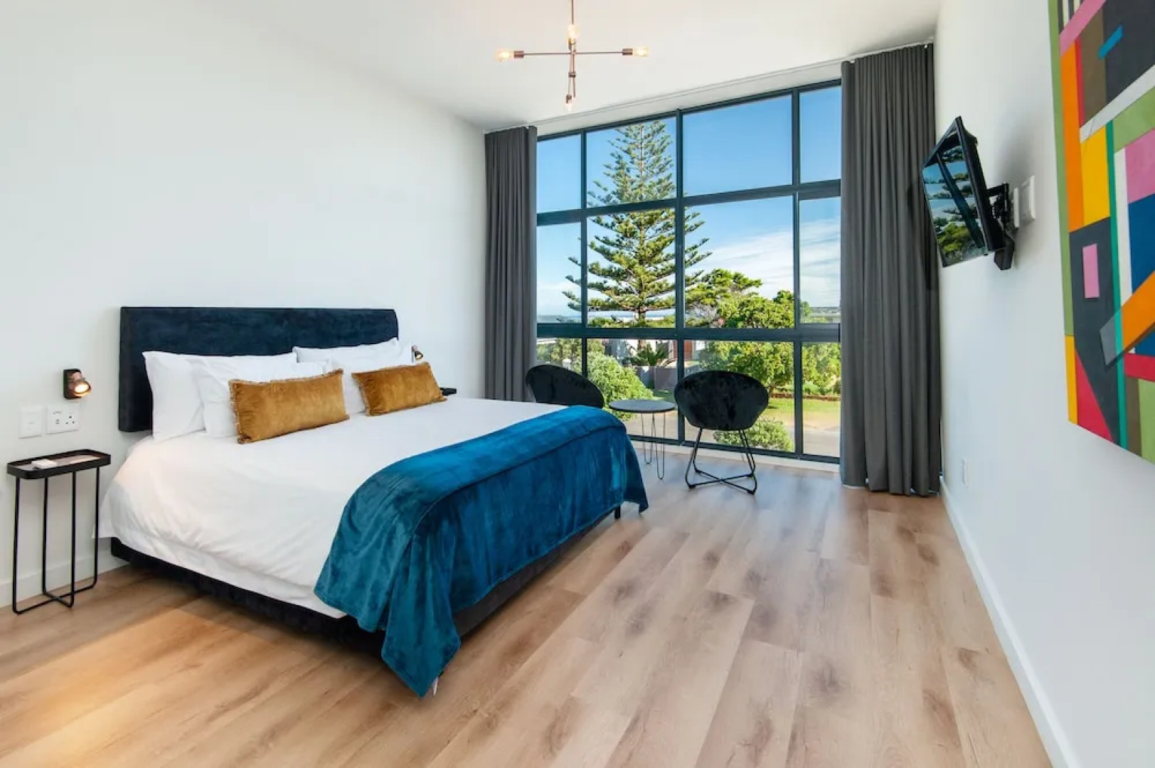 Glow Boutique Suites