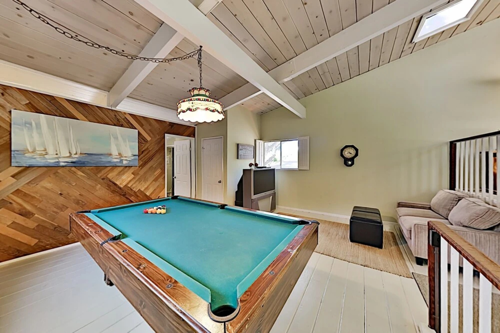 240moose 3 Bedroom Home